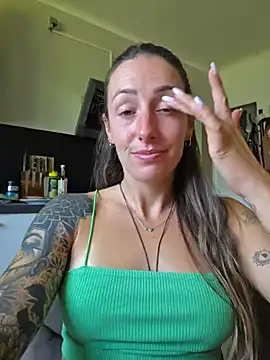 NicoleKaiser online show from June 2026 08:08:02 AM