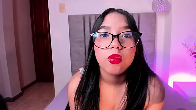 JuliethDior online show from March 2026 06:24:01 PM