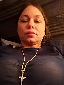 Snapshot of Couple_qc chatting on March 2026 03:44:01 AM Couple qc online show from March 2026 03:44:01 AM