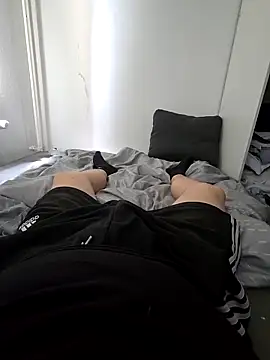 OssiBigCum online show from June 2026 09:26:01 AM