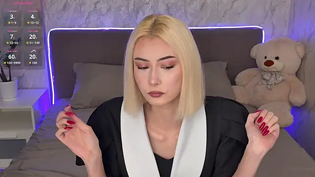 Snapshot of kittysocutie chatting on March 2026 12:49:01 AM kittysocutie online show from March 2026 12:49:01 AM