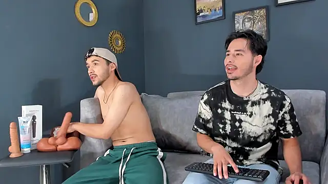 ReubenandScott online show from March 2026 08:01:01 PM