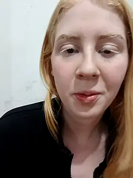 ninaxbabyy online show from April 2026 08:35:02 PM