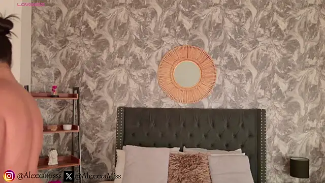 Snapshot of _Miss_alexxxa chatting on June 2026 02:53:01 AM Miss alexxxa online show from June 2026 02:53:01 AM