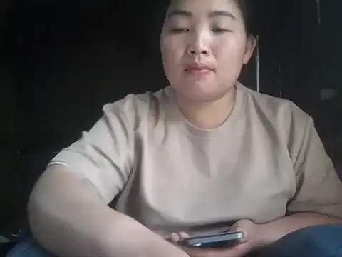 Huemy098 online show from April 2026 10:57:01 AM