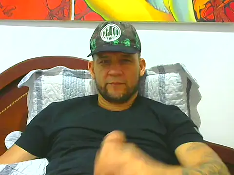 Snapshot of altenori chatting on April 2026 01:42:02 AM altenori online show from April 2026 01:42:02 AM