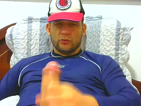 Snapshot of altenori chatting on April 2026 02:31:01 AM altenori online show from April 2026 02:31:01 AM