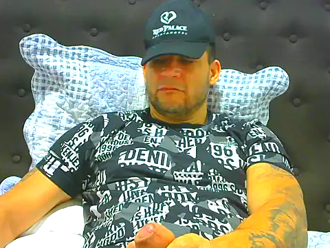 Snapshot of altenori chatting on May 2026 12:57:01 PM altenori online show from May 2026 12:57:01 PM