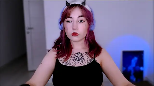 Snapshot of MistressEdith chatting on May 2026 08:54:01 AM MistressEdith online show from May 2026 08:54:01 AM