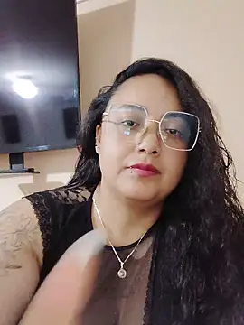 Snapshot of AvaRyd chatting on June 2026 11:05:02 PM AvaRyd online show from June 2026 11:05:02 PM