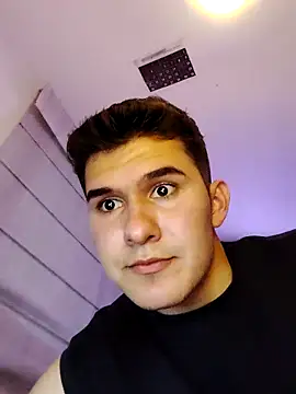 Cesrcolombiano online show from March 2026 02:26:01 AM