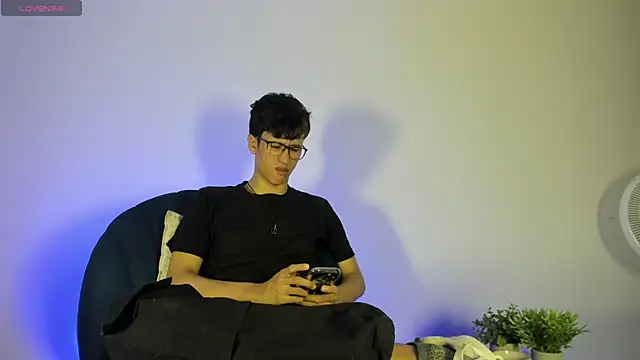 Snapshot of jhonny_morrone chatting on March 2026 03:19:02 AM jhonny morrone online show from March 2026 03:19:02 AM