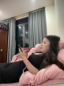   cherry-cute   online show from March 2026 06:13:02 PM