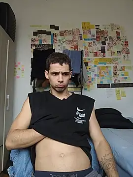 Snapshot of Darwim_ chatting on June 2026 05:44:02 PM Darwim online show from June 2026 05:44:02 PM