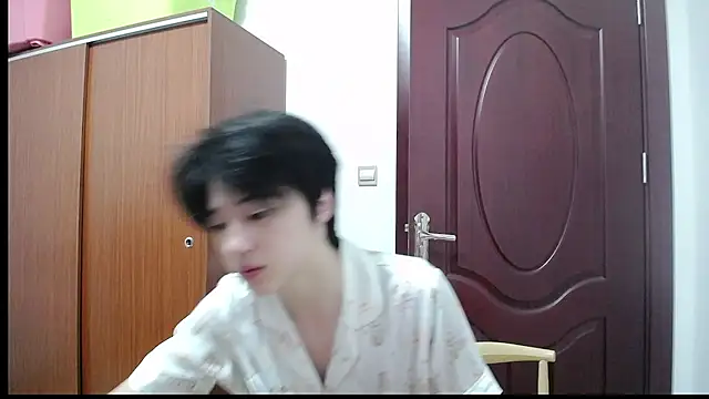 Snapshot of XIAOZHU-01 chatting on July 2026 04:45:02 PM XIAOZHU-01 online show from July 2026 04:45:02 PM