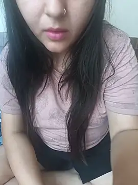 Snapshot of neelam_rawat chatting on May 2026 09:26:02 AM neelam rawat online show from May 2026 09:26:02 AM