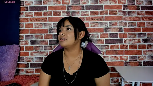 Snapshot of SofiiaCutee chatting on May 2026 02:19:01 AM SofiiaCutee online show from May 2026 02:19:01 AM