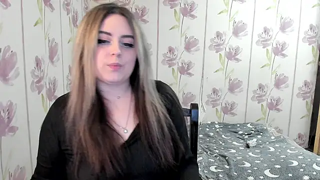 Agathameoww online show from April 2026 08:57:02 PM