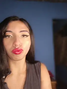 dulce soph online show from March 2026 05:51:01 AM