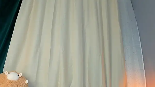 KarriDunman online show from April 2026 01:41:02 PM