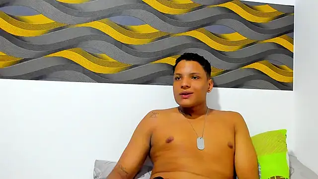 Iker Villanueva online show from March 2026 12:43:02 PM