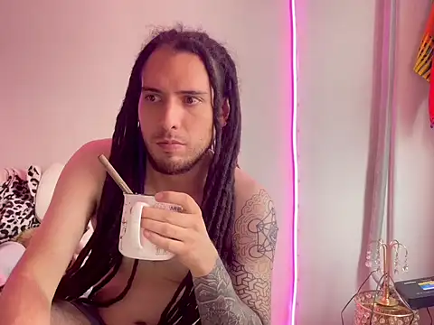 Snapshot of DreadObsessionxX chatting on June 2026 02:40:02 PM DreadObsessionxX online show from June 2026 02:40:02 PM