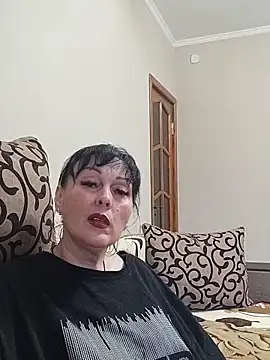 Snapshot of HelgaDennis chatting on May 2026 04:15:01 PM HelgaDennis online show from May 2026 04:15:01 PM