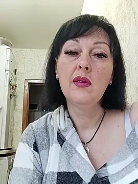Snapshot of HelgaDennis chatting on June 2026 05:09:02 AM HelgaDennis online show from June 2026 05:09:02 AM