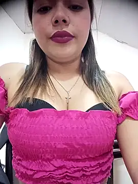 Yelii  online show from May 2026 05:18:02 PM