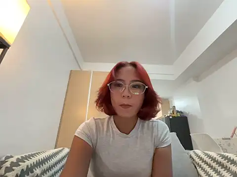 misscutee online show from June 2026 04:18:01 PM
