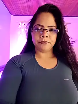 Snapshot of ROUSSE_SINCLAIR chatting on May 2026 11:10:01 PM ROUSSE SINCLAIR online show from May 2026 11:10:01 PM