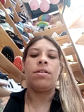 alanna6950 online show from June 2026 04:56:02 PM