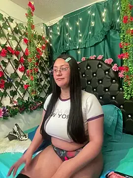 CristalZafiro online show from March 2026 03:02:01 PM