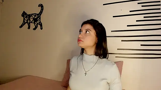 LindaCatalina  online show from May 2026 12:58:01 PM