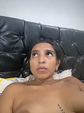 Snapshot of Blowjob-Queen_ chatting on April 2026 03:31:02 AM Blowjob-Queen online show from April 2026 03:31:02 AM