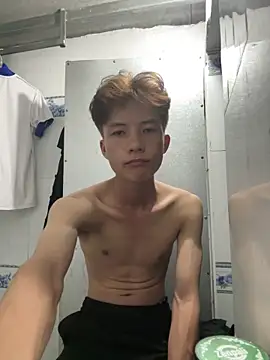 Nguyencuong1999 online show from April 2026 03:39:01 PM