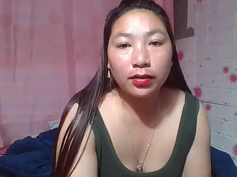 Snapshot of Hena__ chatting on April 2026 01:41:01 PM Hena online show from April 2026 01:41:01 PM