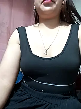Snapshot of Hena__ chatting on April 2026 11:59:02 PM Hena online show from April 2026 11:59:02 PM
