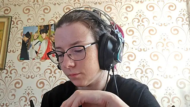 IsaSantella online show from August 2026 08:13:01 AM
