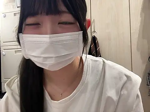 y-u-r-a-33 online show from June 2026 07:44:01 AM