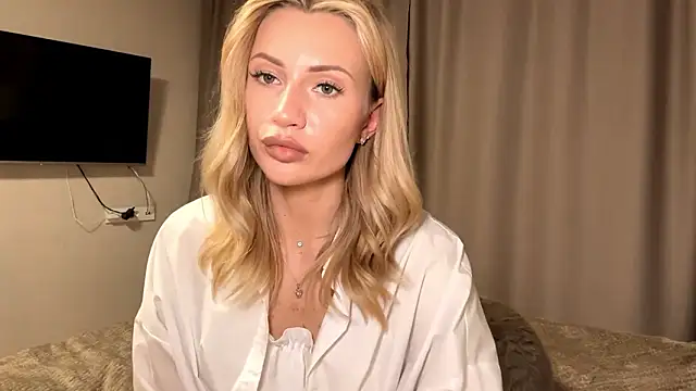 Snapshot of KamiPansullo chatting on March 2026 07:17:02 PM KamiPansullo online show from March 2026 07:17:02 PM