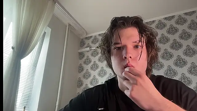 Snapshot of tomasdickpick chatting on June 2026 07:45:02 AM tomasdickpick online show from June 2026 07:45:02 AM