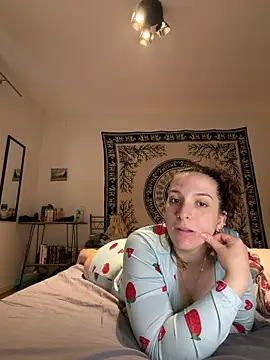 Snapshot of georginamoor chatting on April 2026 03:50:01 PM georginamoor online show from April 2026 03:50:01 PM