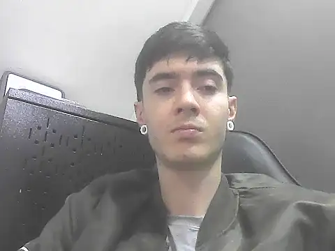 Snapshot of lio____ chatting on May 2026 05:16:02 AM lio online show from May 2026 05:16:02 AM