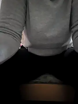 SellenaGomez online show from March 2026 09:41:01 PM