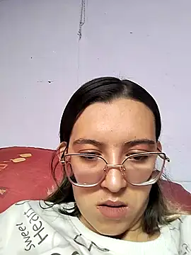 Snapshot of Greta_silber26 chatting on May 2026 05:29:01 PM Greta silber26 online show from May 2026 05:29:01 PM