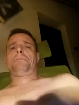 Snapshot of Nadrzeny83 chatting on March 2026 03:22:02 AM Nadrzeny83 online show from March 2026 03:22:02 AM