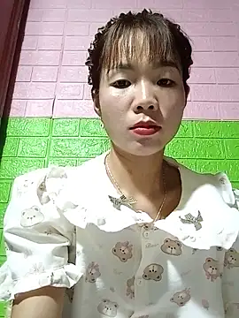 Snapshot of AmyLinee01 chatting on May 2026 05:31:02 PM AmyLinee01 online show from May 2026 05:31:02 PM