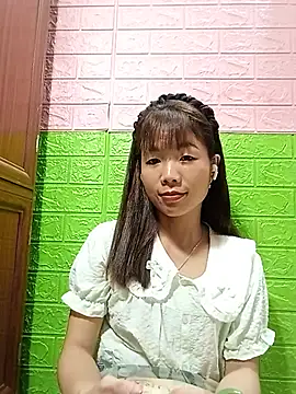 Snapshot of AmyLinee01 chatting on June 2026 08:23:01 PM AmyLinee01 online show from June 2026 08:23:01 PM