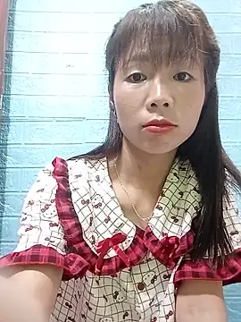 Snapshot of AmyLinee01 chatting on July 2026 10:52:01 AM AmyLinee01 online show from July 2026 10:52:01 AM